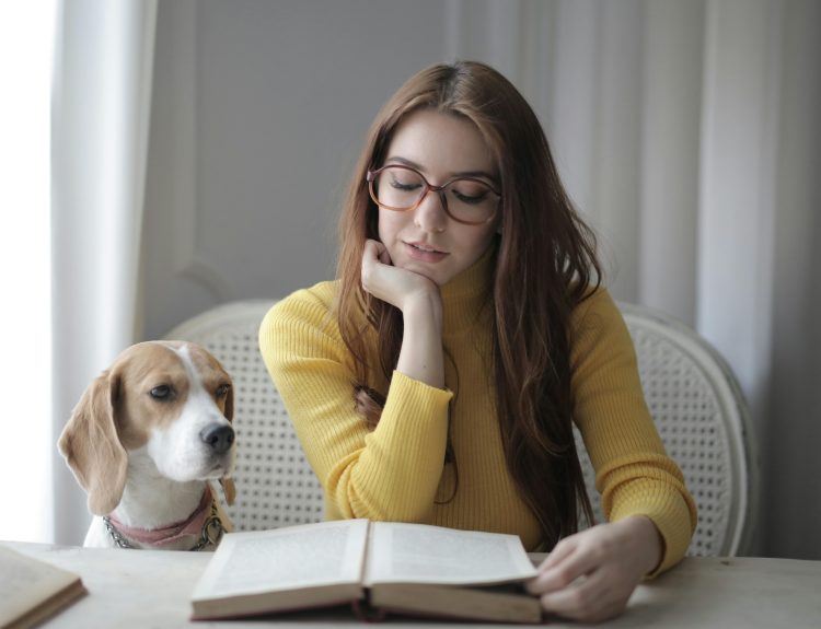 how to stay awake while studying